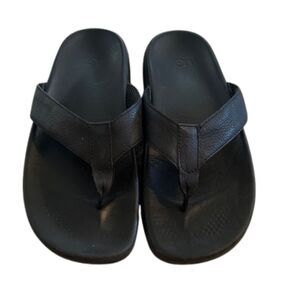 UGG Mens Seaside Flip Flop Leather Size 11 Shoes Vacation Beach Resort Casual